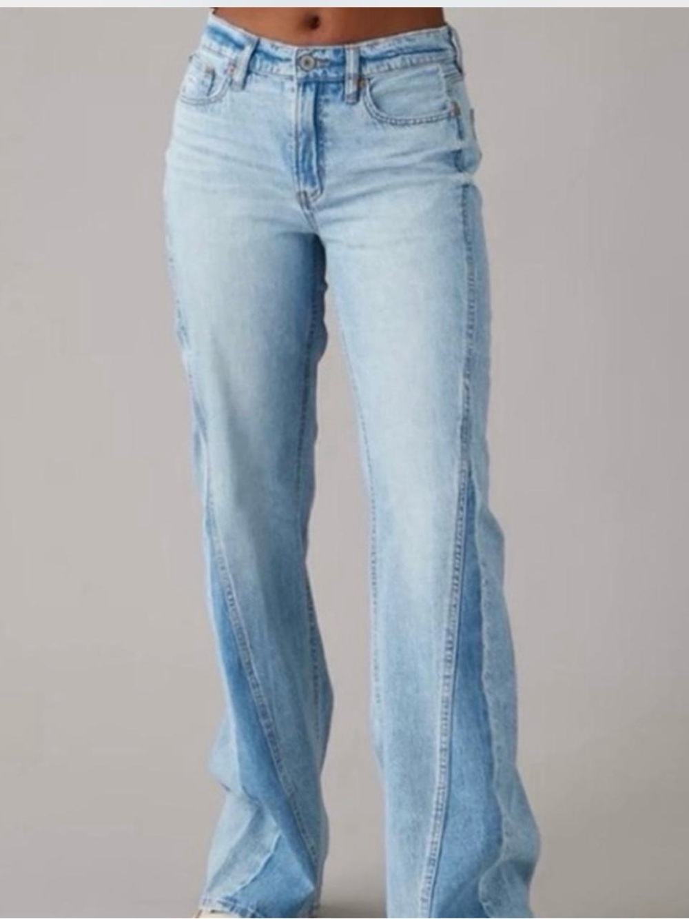 American eagle AE strigid size 8 color block jeans